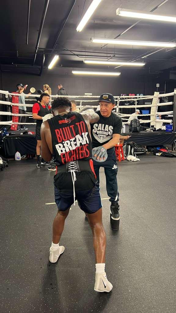 Carlos “El Caballo Bronco” busca revancha ante Austin Williams tras derrota dominicana - Noticias de hoy en República Dominicana | De Último Minuto