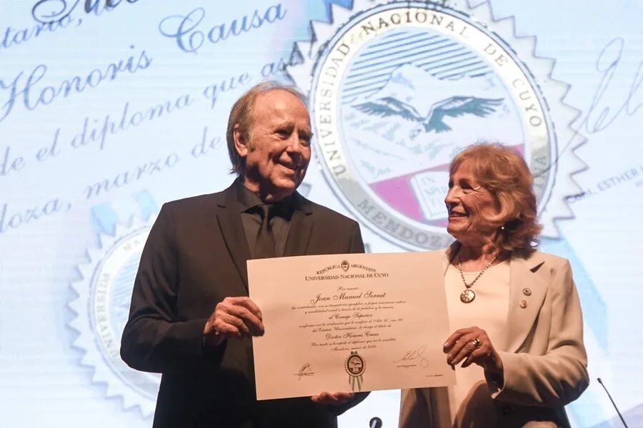 Universidad argentina le otorga un doctorado honoris causa a Joan Manuel Serrat - Noticias de hoy en República Dominicana | De Último Minuto